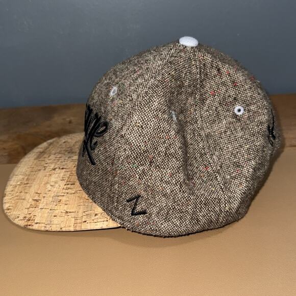 Zephyr Garage embroidered on front SnapBack closure Monday Night Brewing on back - Picture 2 of 8